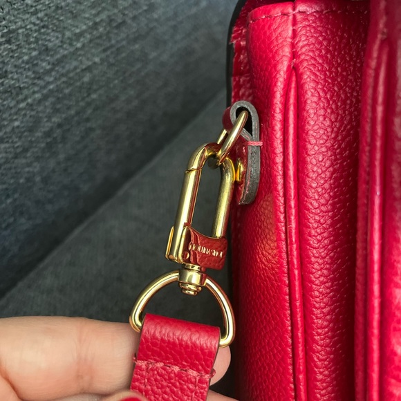 LOUIS VUITTON Metis Pochette Empreinte Leather Crossbody Bag Red - Picture 4 of 15